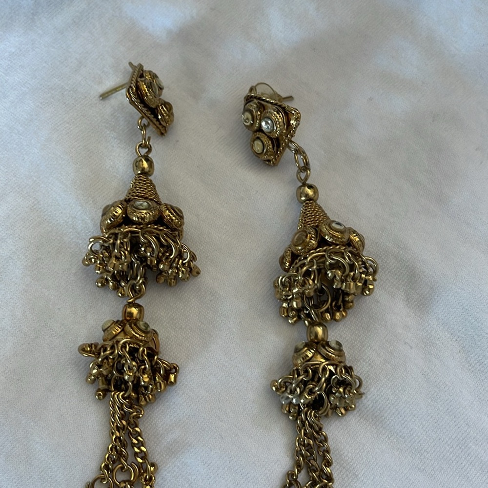 Jewelry - Picture 2 of 2